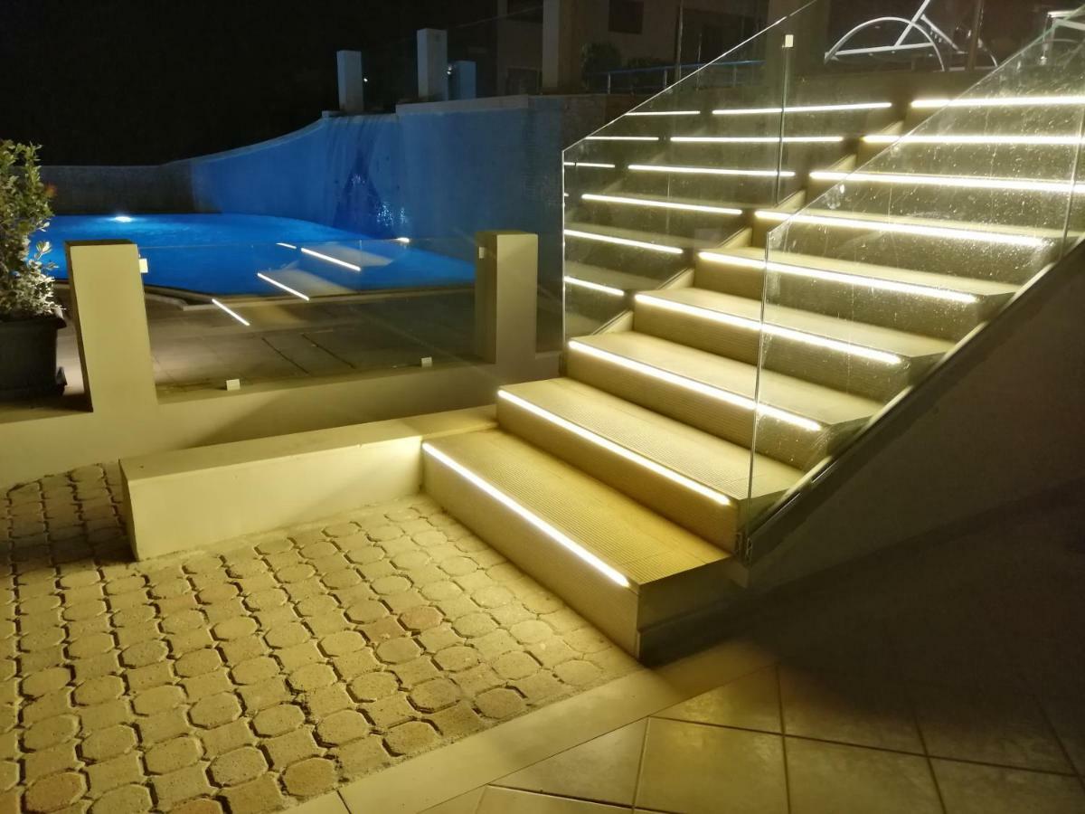 Carisa Maleme Hotell Exteriör bild